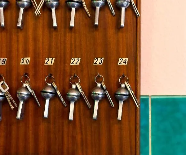Hotel Inger 2*